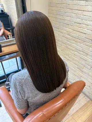 セミロング カラー しおり🍬 KOKORO🤍のヘアスタイル