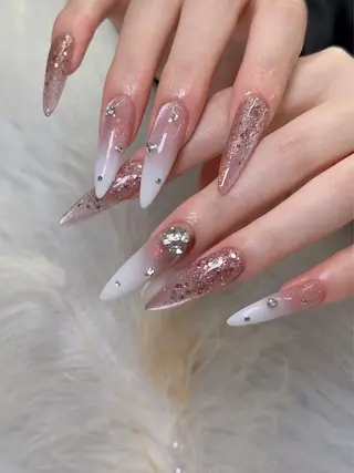 ネイル Glow Nail スカルプ専門店のネイルデザイン