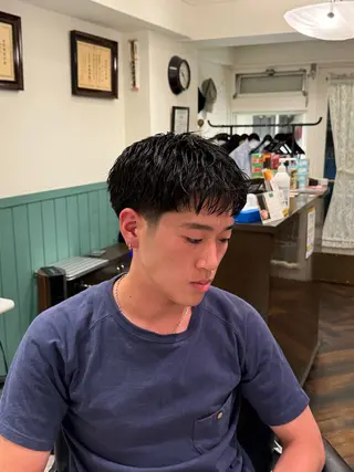 ショート メンズ 足立 享祐のヘアスタイル
