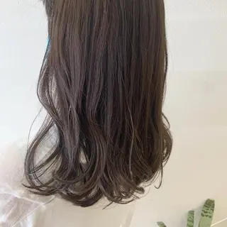 セミロング カラー hubhair レイヤー/透明感のヘアスタイル