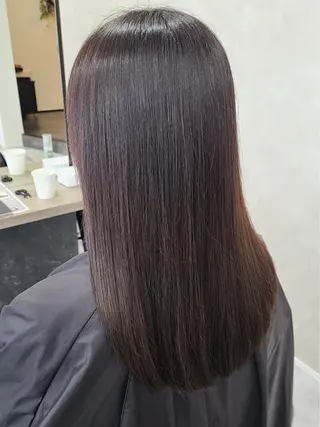 セミロング まお/ 髪質改善💜のヘアスタイル