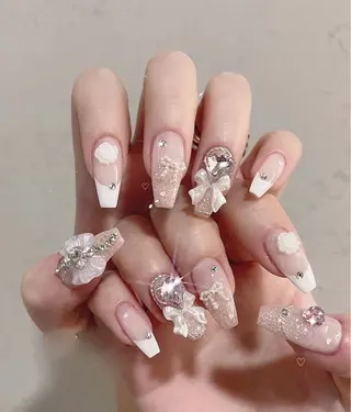 ネイル Julie NailSalonのネイルデザイン