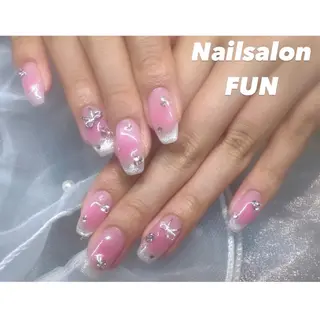 ネイル Nailsalon FUN🌈のネイルデザイン