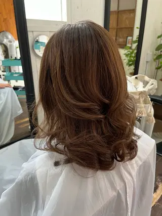 ミディアム 紙屋 隼人のヘアスタイル