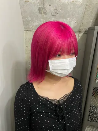 ミディアム ニュアンスカラー/ 🫧レミ(坊主)のヘアスタイル