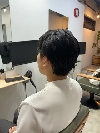 ショート メンズ 八巻媛香/ レディースカットのヘアスタイル