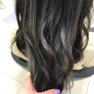 セミロング カラー 【暖色カラー特化】 中山由梨のヘアスタイル
