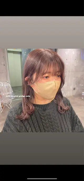 セミロング カラー パーマ ヘアアレンジ メンズ キッズ ネイル マツエク・マツパ アイブロウ 透明感カラー・レイヤ ー🎀amika🎀のヘアスタイル