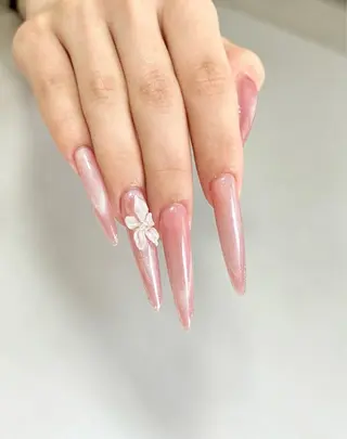 ネイル 小 雨のネイルデザイン