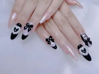 ネイル Elegant beautyトウのネイルデザイン