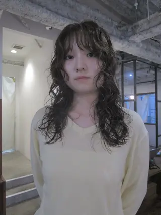 セミロング パーマ yu maのヘアスタイル
