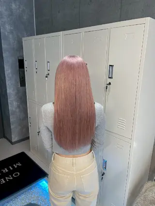 カラー ロング 地雷系🎀ハイトーン 💙荒川結星のヘアスタイル