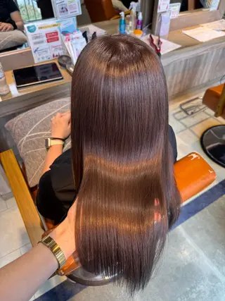 ロング 🩵盛れる顔周り/ 艶カラーemi🩵のヘアスタイル