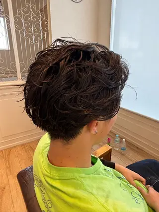 ショート 鯨井 崇太のヘアスタイル