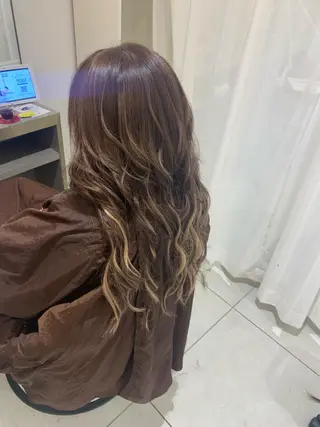 ミディアム カラー ヘアアレンジ stylist N0Nのヘアスタイル