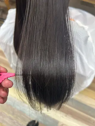 ロング 志賀 輝/ハイライト /縮毛矯正/髪質改善のヘアスタイル