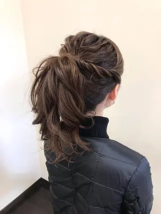 ロング ヘアアレンジ 沢田 瞳のヘアスタイル