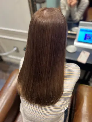 カラー 久門 未来のヘアスタイル