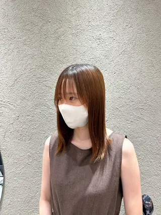 セミロング Shiro RENのヘアスタイル