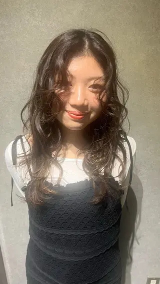 ロング Daisy／大名 ・天神／はやしれいのヘアスタイル