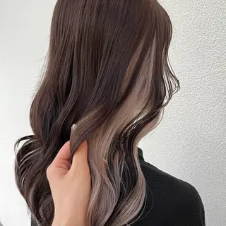 ロング ♡⃛₊ワンカラー/ ツヤボルドー♡⃛にこのヘアスタイル
