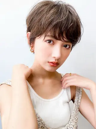 ショート 岸 優貴のヘアスタイル