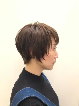 ショート 横山 みかのヘアスタイル