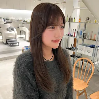 ロング カラー 周東 芽依のヘアスタイル