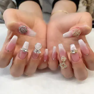 ネイル 💎🐰 saki. m 🐰💎のネイルデザイン