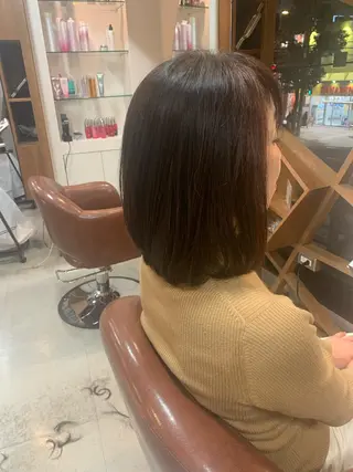 ミディアム 吉田 茉生のヘアスタイル