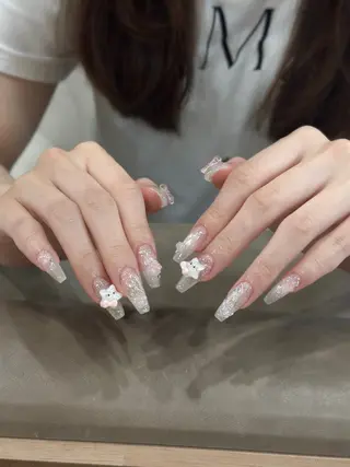 ネイル 🎀Aura. Yurachanのネイルデザイン