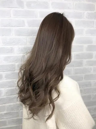 ロング カラー 【透明感、艶髪】西村 有司のヘアスタイル