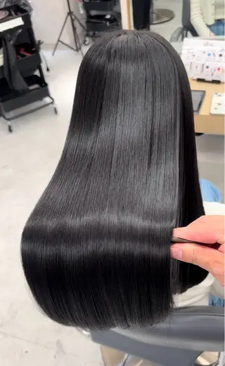 ロング 野村 泰平のヘアスタイル