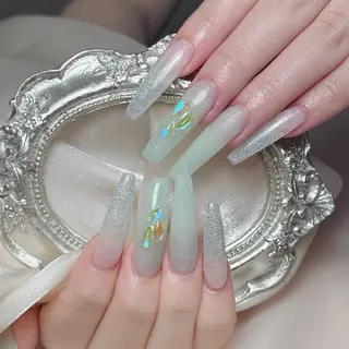 ネイル Maggie Nail🦩のネイルデザイン
