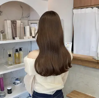 ロング タマシロカリン 艶カラー/レイヤーのヘアスタイル