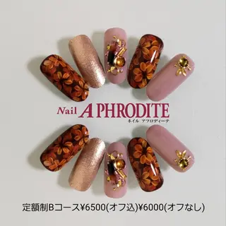 ネイル Nail  Aphroditeのネイルデザイン