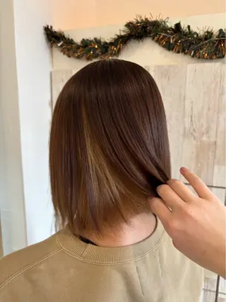 ミディアム カラー 前田 陽菜のヘアスタイル