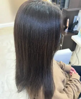 ロング カラー 小山内 遥のヘアスタイル