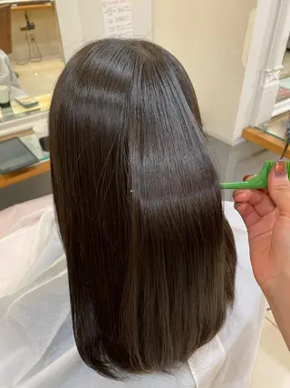 ロング lomalia moekaのヘアスタイル