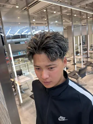 ショート カラー パーマ fifth 児玉達哉 当日予約🙆のヘアスタイル