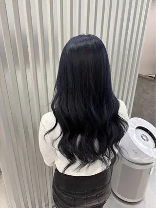 ロング カラー 有馬 陽菜のヘアスタイル