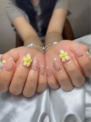 ãã€ã« ðð·ð»ð² XiinhNailã®ãã€ã«ãã¶ã€ã³
