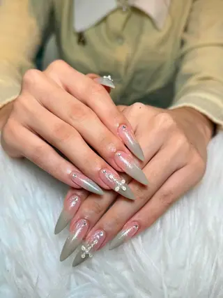 ネイル Nie Nail Shinokuboのネイルデザイン