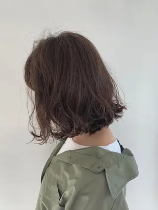 ミディアム カラー パーマ ヘアアレンジ 加藤 綾華のヘアスタイル