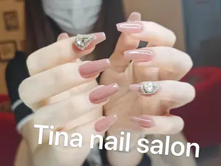 ネイル Tinaネイル 難波のネイルデザイン