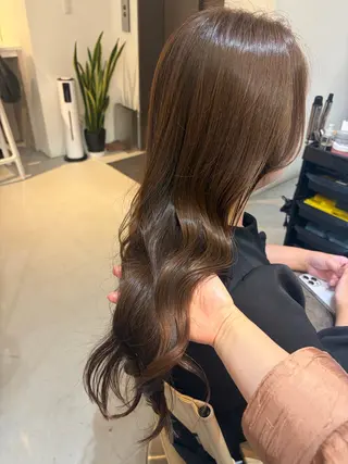 ロング ✨色持ちの良い艶 カラー✨蟹江真世のヘアスタイル