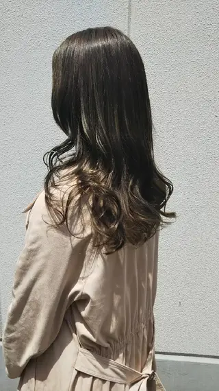 パーマ ロング phiphi. 【ピピ】のヘアスタイル