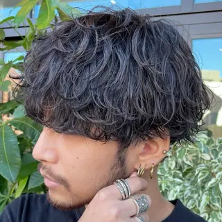 ミディアム パーマ ヘアアレンジ メンズ fifth 石川 凪のヘアスタイル