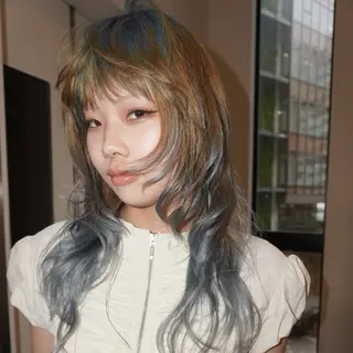 ロング カラー ヘアアレンジ MIYU/ケアブリ ーチカラー／デザインのヘアスタイル