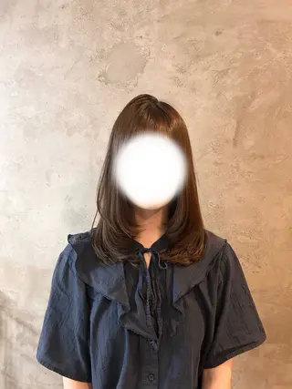 ミディアム 濵﨑 理奈のヘアスタイル